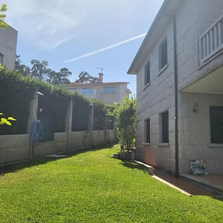 A Xanina, A 160 M Playa De Canelas Semesterbostad *