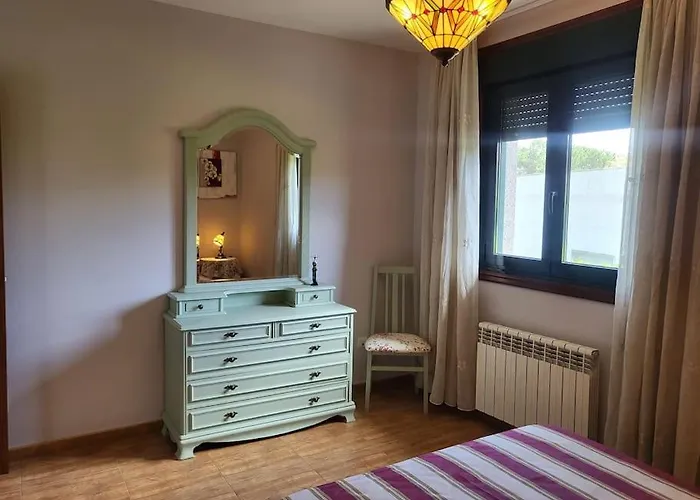 Casa de Férias A Xanina, A 160 M Playa De Canelas Paxarinas