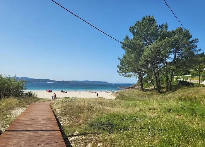 Casa de Férias A Xanina, A 160 M Playa De Canelas *