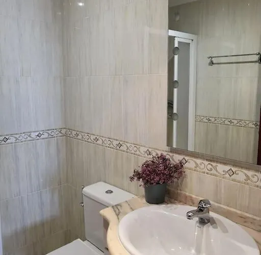 Casa de Férias A Xanina, A 160 M Playa De Canelas