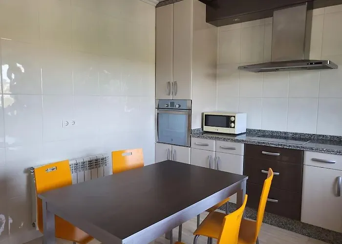 Casa de Férias A Xanina, A 160 M Playa De Canelas Paxarinas